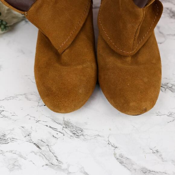 Naughty Monkey Brown Suede Leather Ankle Harness Boots Size 8 Women's - Picture 2 of 9